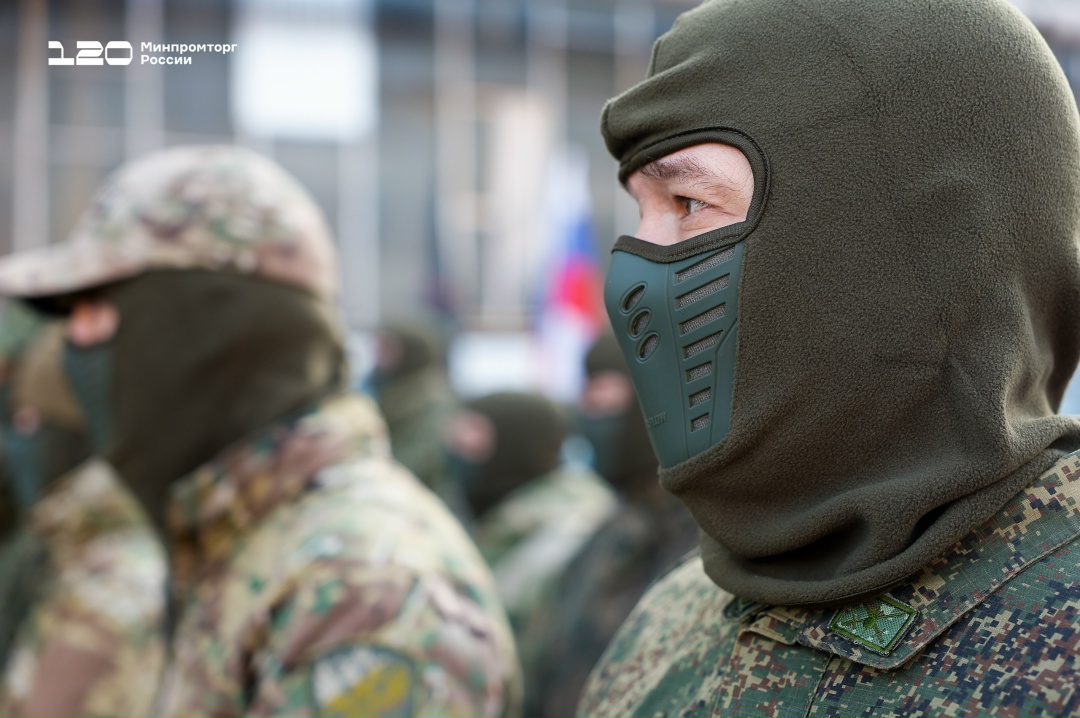 Минпромторг России совместно с Народным фронтом передали очередную партию автомобилей для нужд СВО