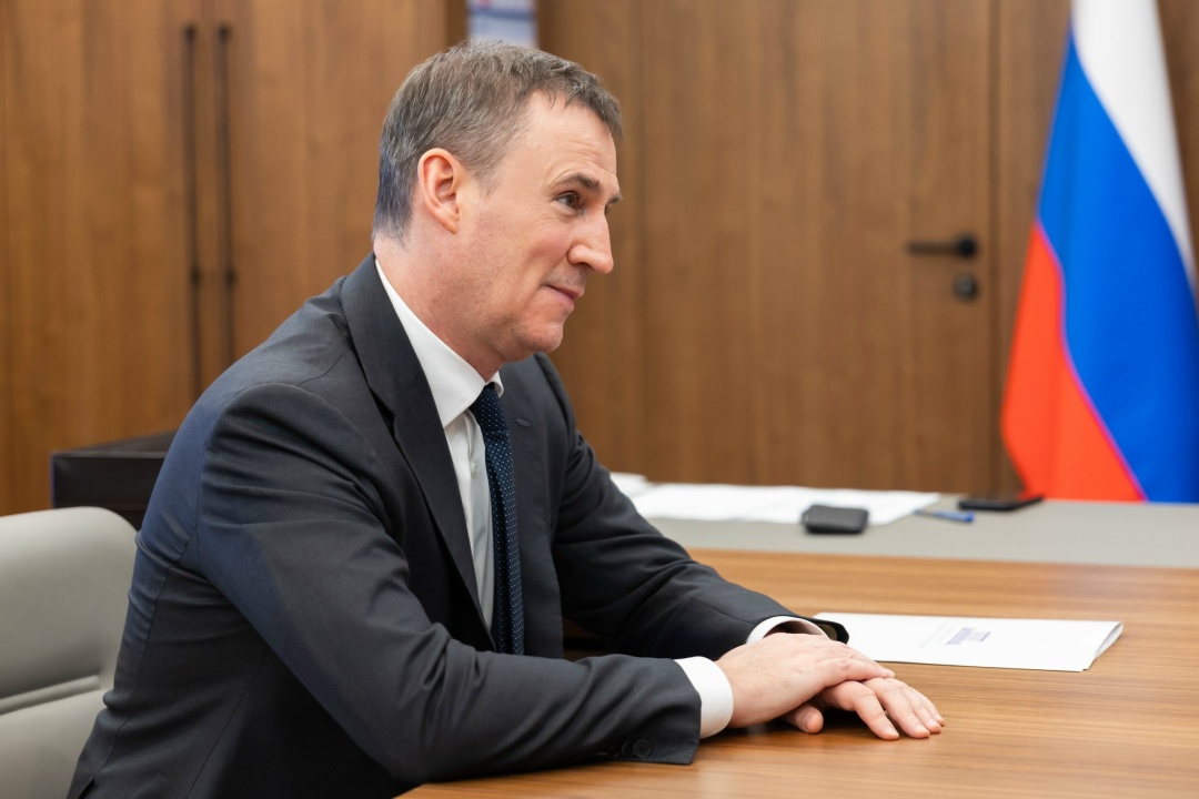 Дмитрий Патрушев и губернатор Приморского края Олег Кожемяко обсудили вопросы сельского хозяйства и экологии региона.