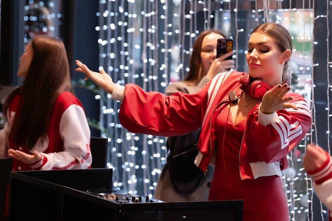 В светской хронике: «ДискоТЭКа» на АЗС ЛУКОЙЛа