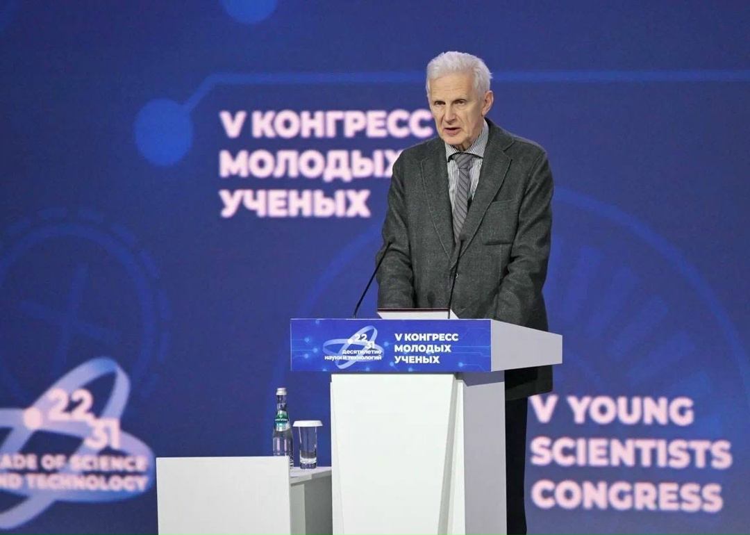 Дмитрий Чернышенко: За 5 лет количество участников Конгресса молодых ученых увеличилось в 3 раза.