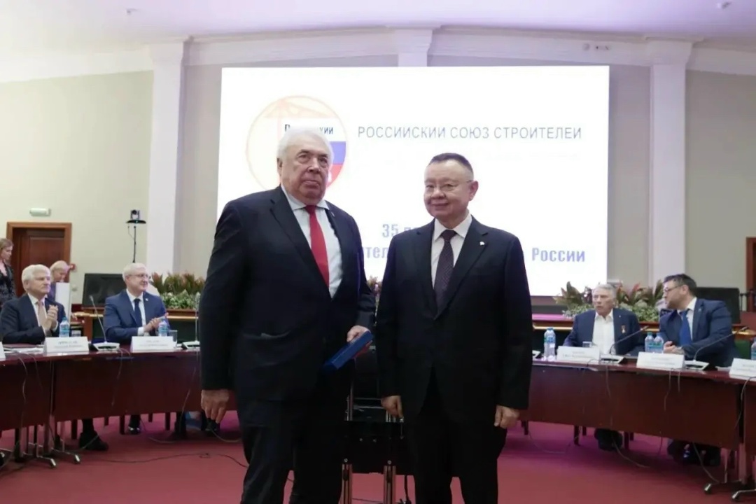 Глава Минстроя России принял участие в итоговом заседании Совета Российского союза строителей