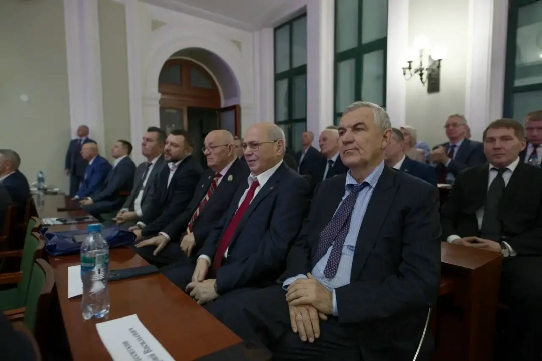 Глава Минстроя России принял участие в итоговом заседании Совета Российского союза строителей