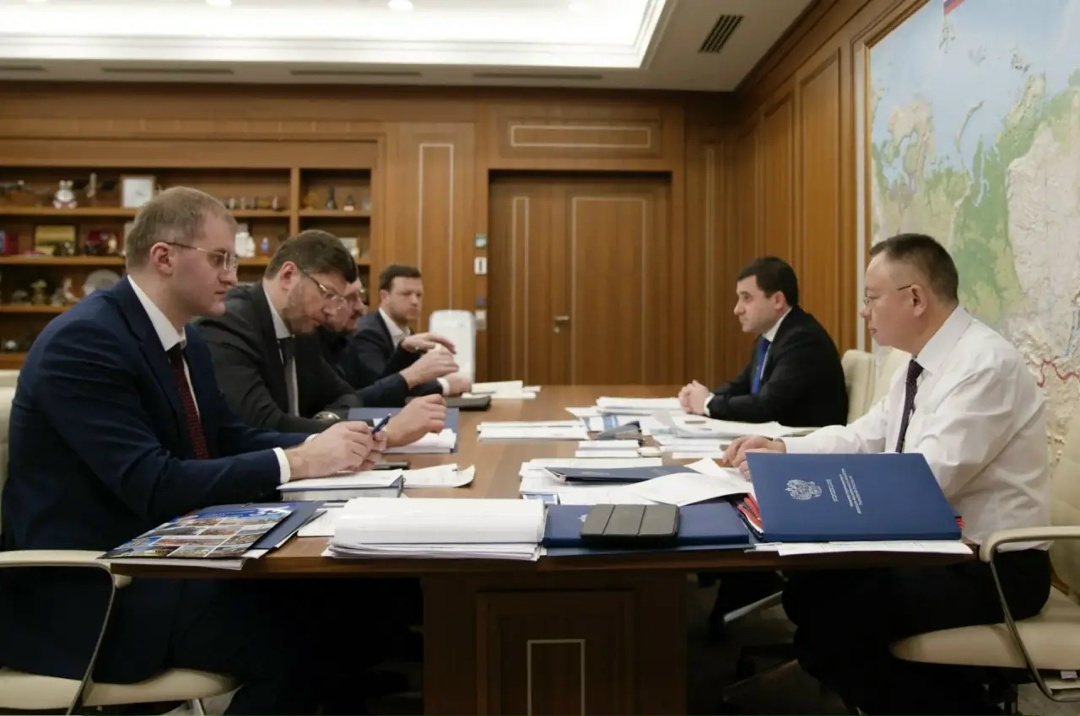 Министр строительства и ЖКХ РФ Ирек Файзуллин провел совещание по актуальным вопросам развития и предварительным итогам строительной отрасли