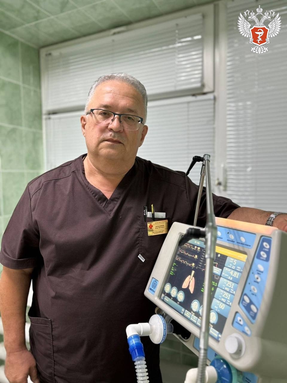 Врач из Владимирской области спас женщину на борту самолета