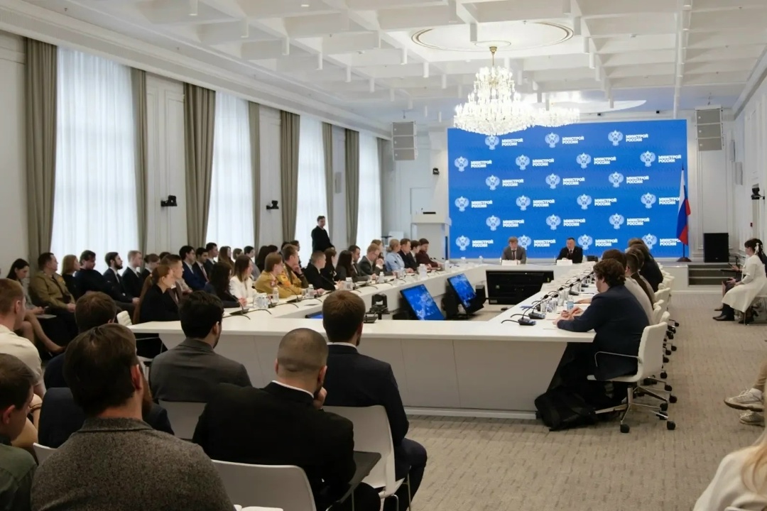 В Минстрое России состоялось совещание по вопросам взаимодействия с Федеральным агентством по делам молодежи