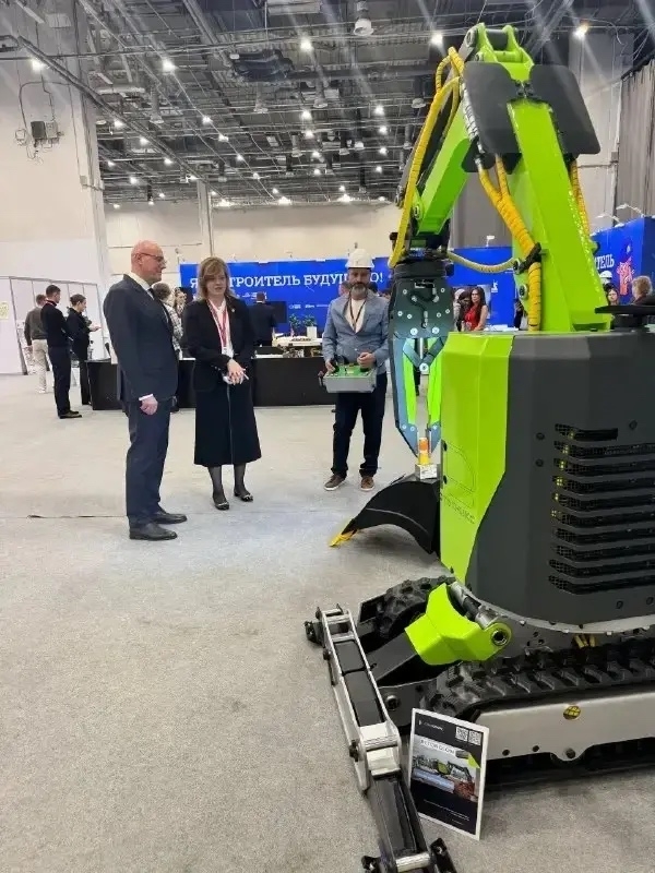Площадка «Я-строитель будущего!» представляет современные строительные технологии на V Конгрессе молодых ученых