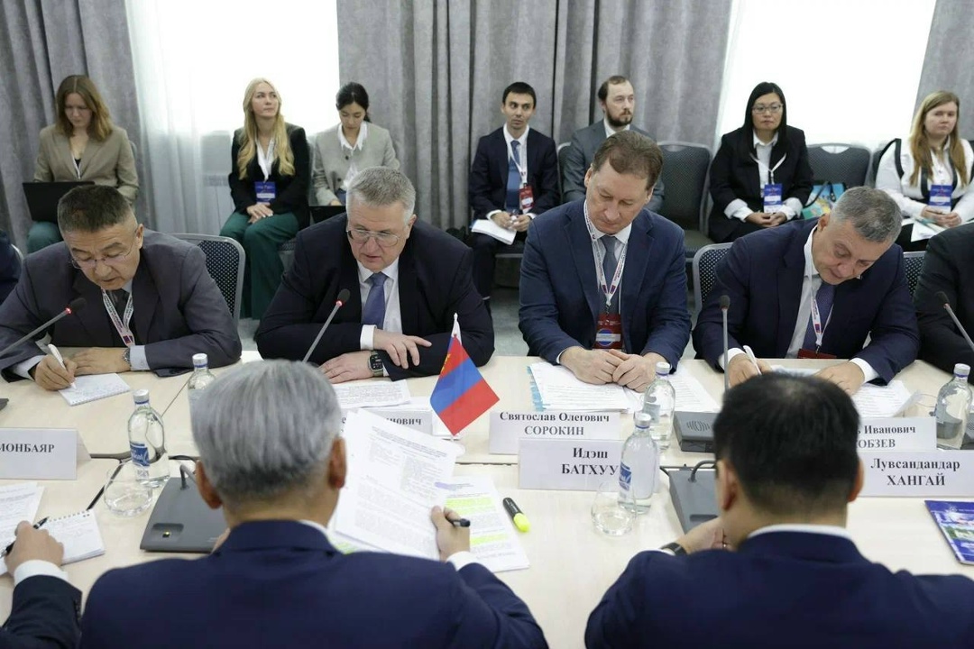 Алексей Оверчук принял участие в первом Форуме регионов России и Монголии.