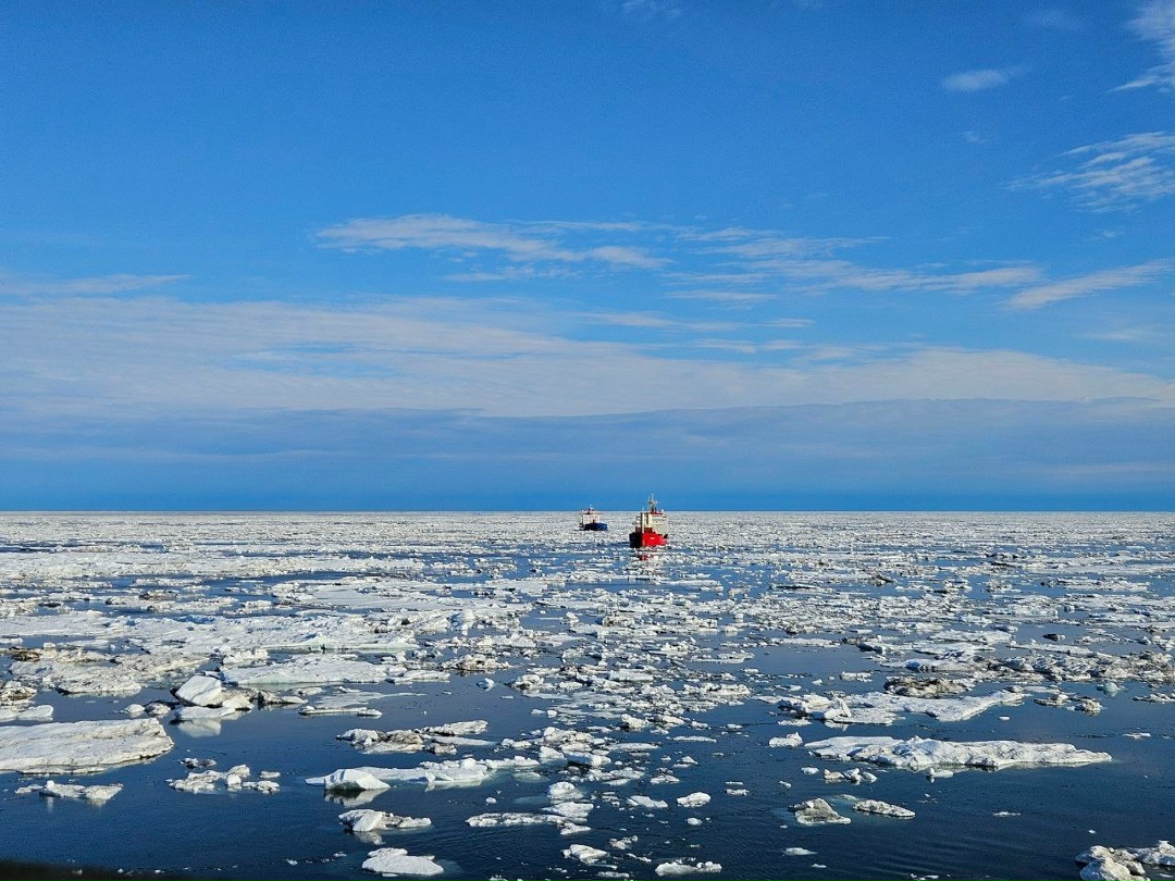 Записки судового электрика Морская работа бывает разной... Сегодня поднимаешься на палубу в жаре и влажности, где солнце плавит всё вокруг
