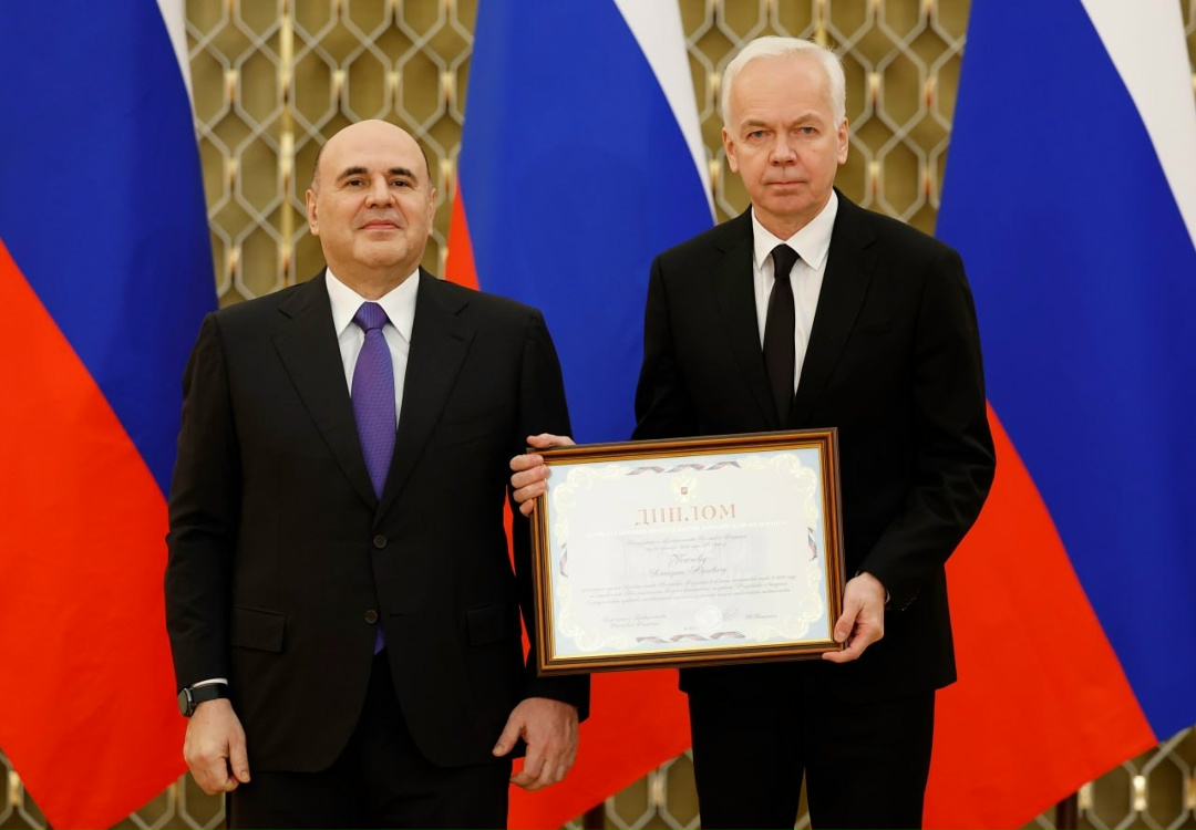 Лауреаты премий Правительства 2025 года в области науки и техники для молодых ученых, а также в области медицинской науки.