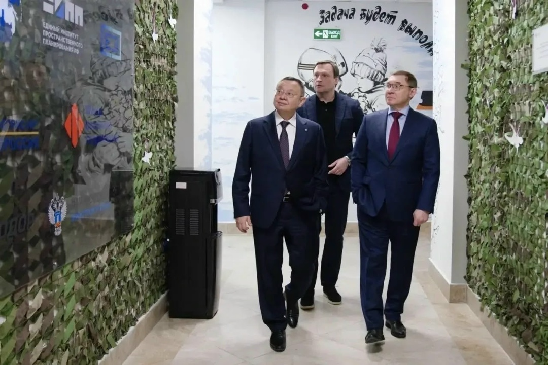 В Минстрое России обсудили вопросы актуализации законодательства и совместную работу с партией "Единая Россия" в сфере ЖКХ