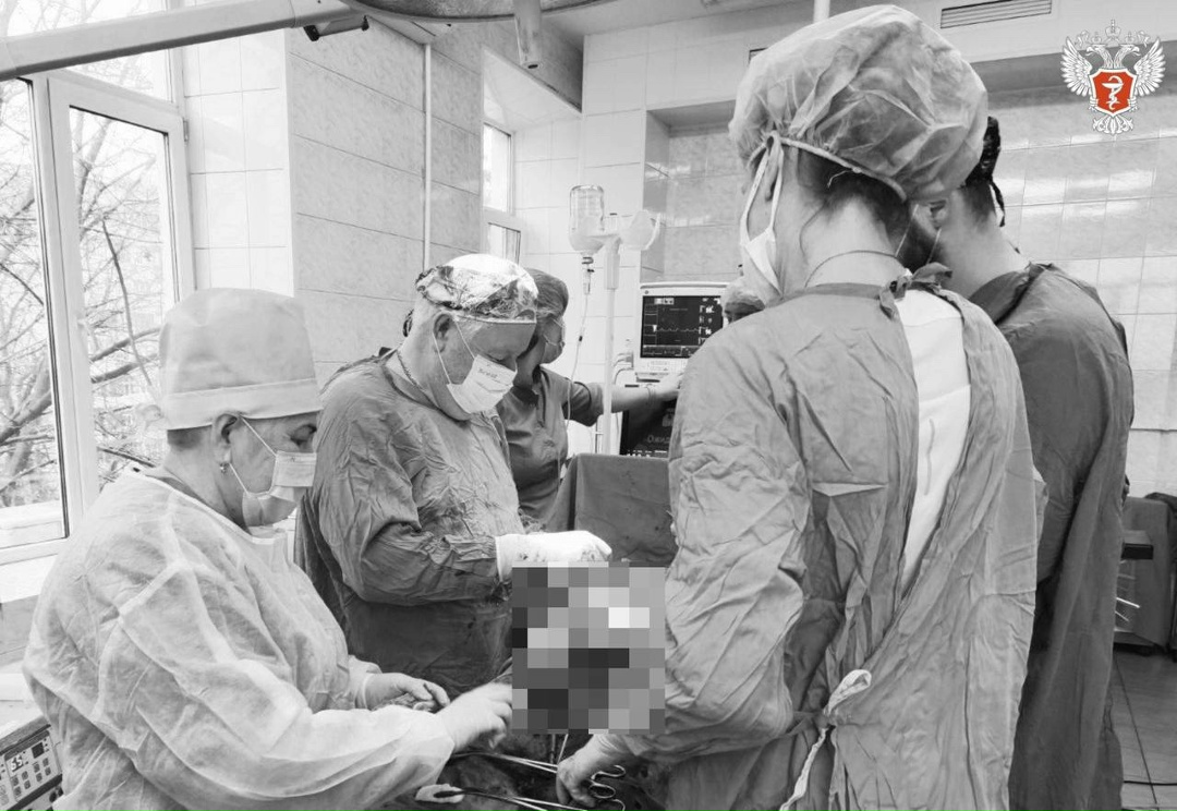 Подмосковные врачи устранили рецидивирующую грыжу и восстановили целостность брюшной стенки с помощью импланта