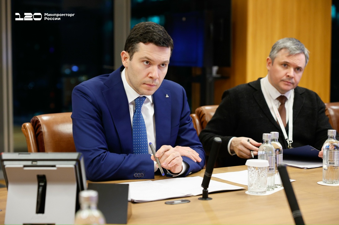 Антон Алиханов провел рабочую встречу с Айсеном Николаевым