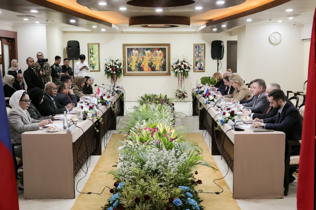 Делегация Совета Федерации находится с рабочим визитом в Республике Индонезии