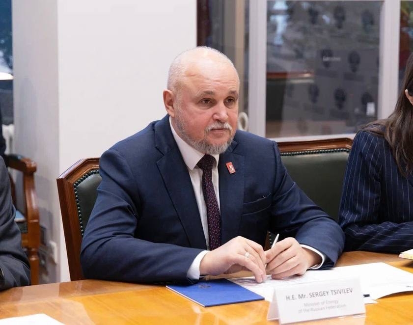 Сергей Цивилев провел рабочую встречу с Генеральным директором Международного агентства по возобновляемой энергетике (IRENA) Франциско Ла Камерой