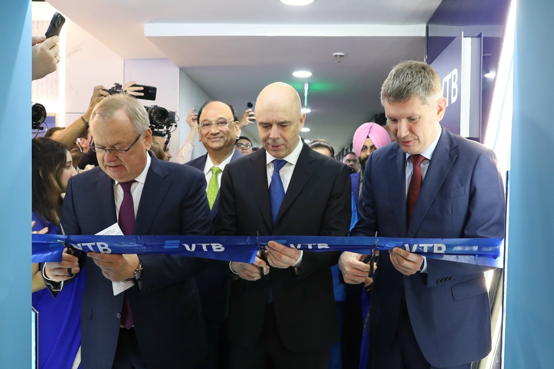 Антон Силуанов принял участие в открытии флагманского офиса ВТБ в Индии