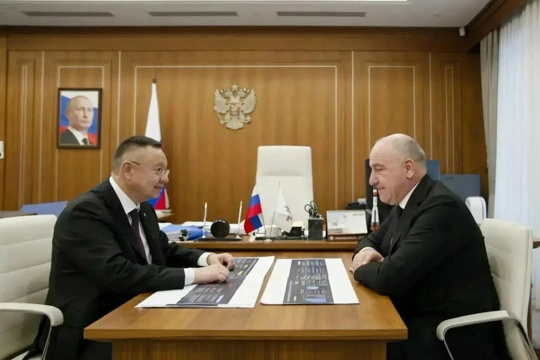 Глава Минстроя России провел рабочую встречу с Главой Карачаево-Черкесской Республики Рашидом Темрезовым