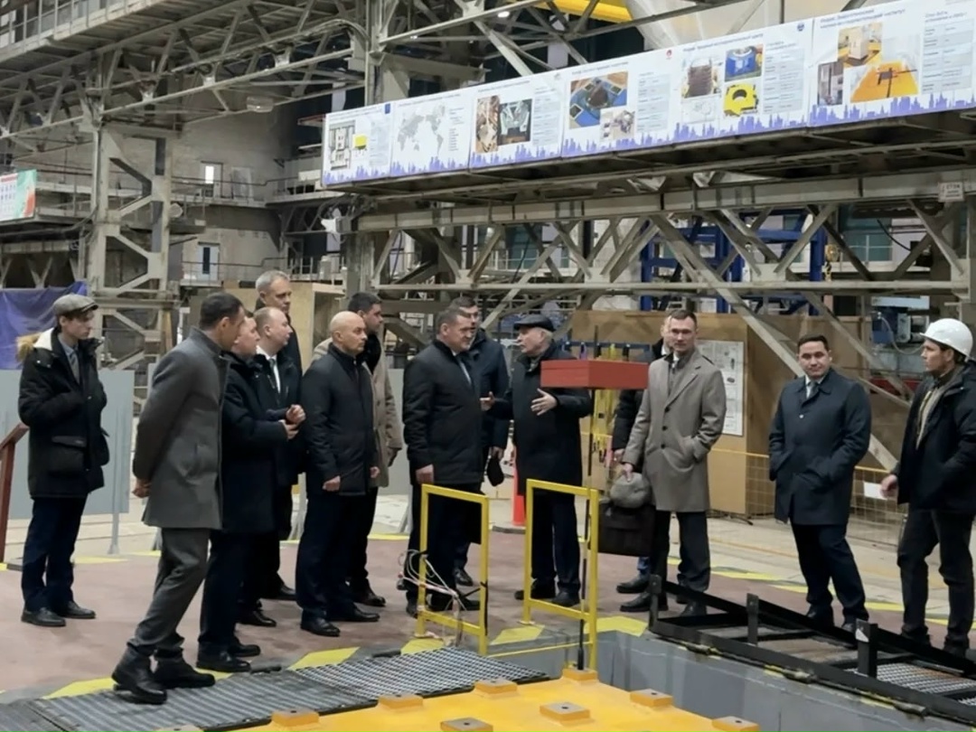 Глава Минстроя России Ирек Файзуллин провел рабочее совещание с Начальником Управления Президента РФ по вопросам формирования и деятельности Государственного…