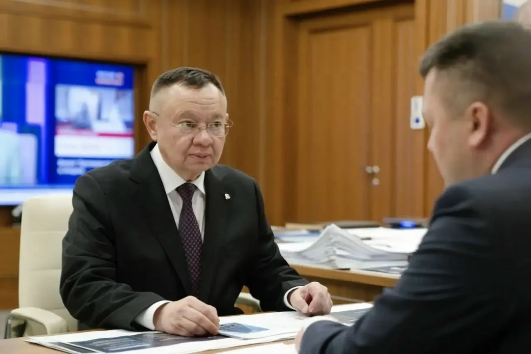 Глава Минстроя России Ирек Файзуллин провел совещание по вопросам развития строительной отрасли и сферы ЖКХ города Уфы