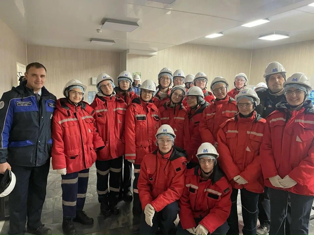 Старшеклассники отправились в ККЦ ПАО «ММК»