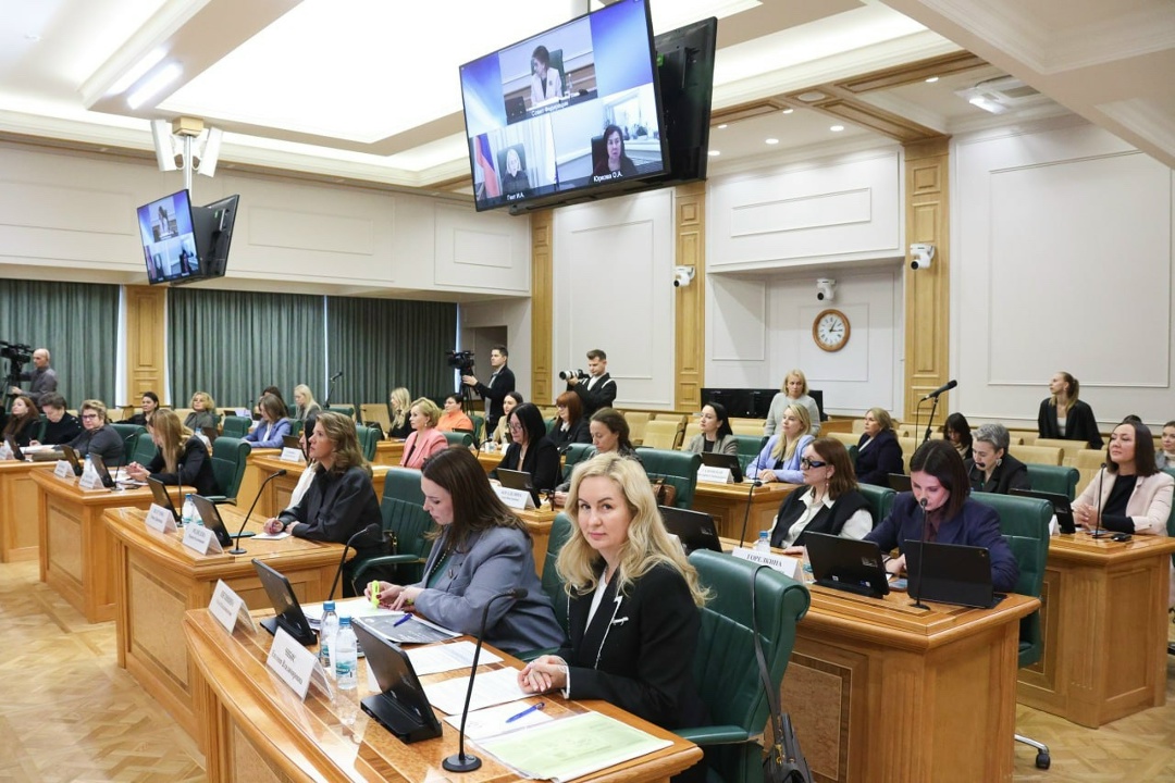 Галина Карелова проинформировала об итогах деятельности Совета Евразийского женского форума в 2025 году и планах на 2026 год