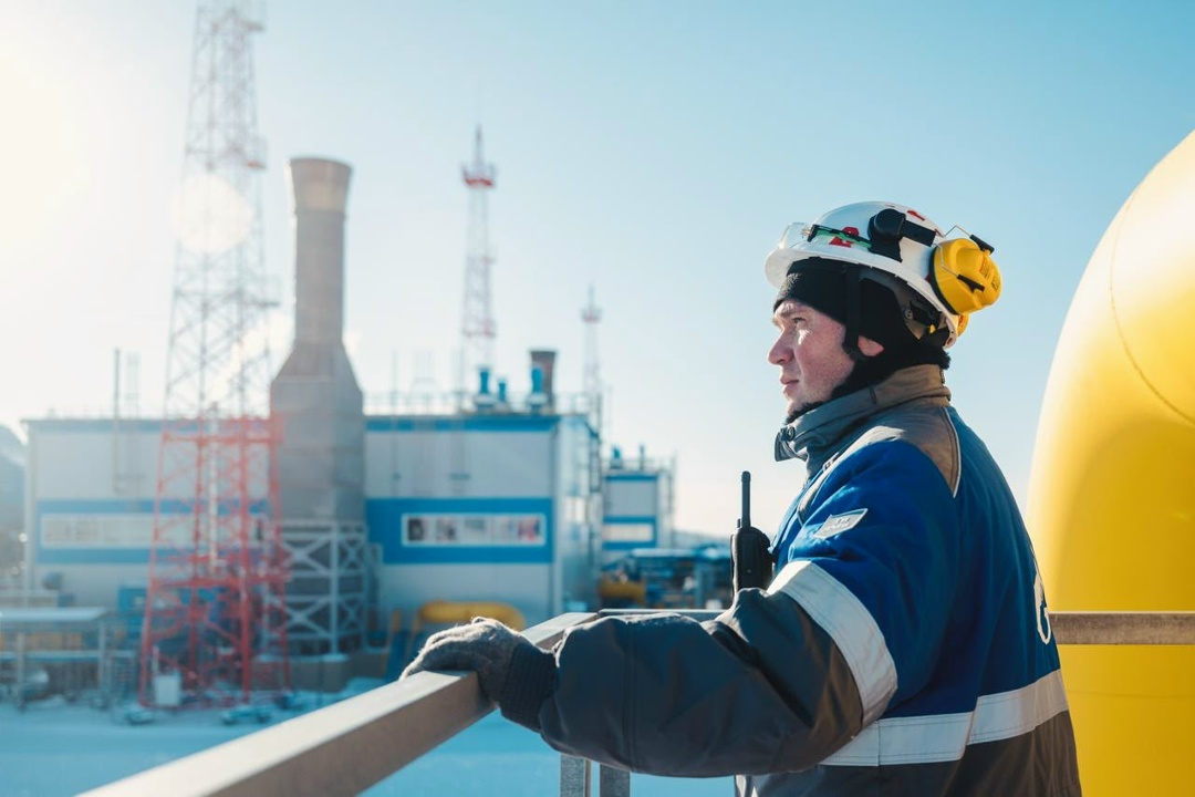 «Газпром» третий день подряд обновляет исторический рекорд суточных поставок газа в Китай по газопроводу «Сила Сибири».