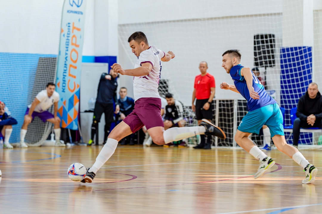 И на поле выходит… «Норникель»! Точнее — наши спортсмены. На XXII Корпоративном турнире по мини-футболу сойдутся 17 команд из разных подразделений компании:…