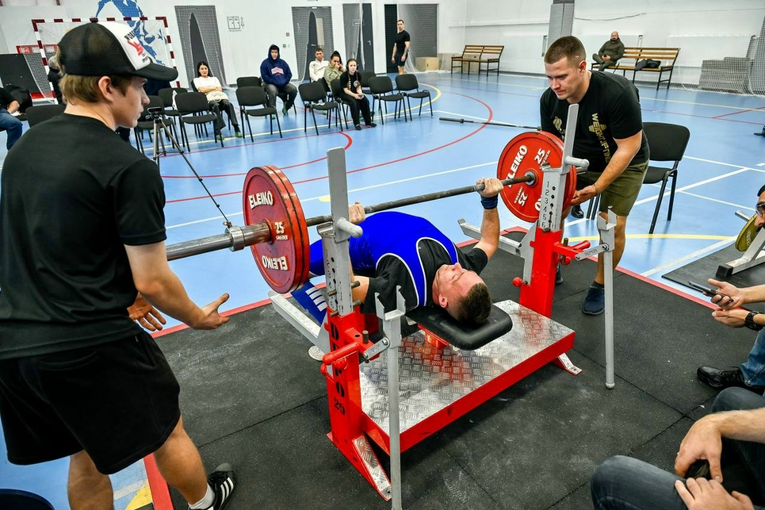 ВОДИТЕЛЬ АМУРСКОГО ГПЗ СТАЛ ТРИЖДЫ МАСТЕРОМ СПОРТА