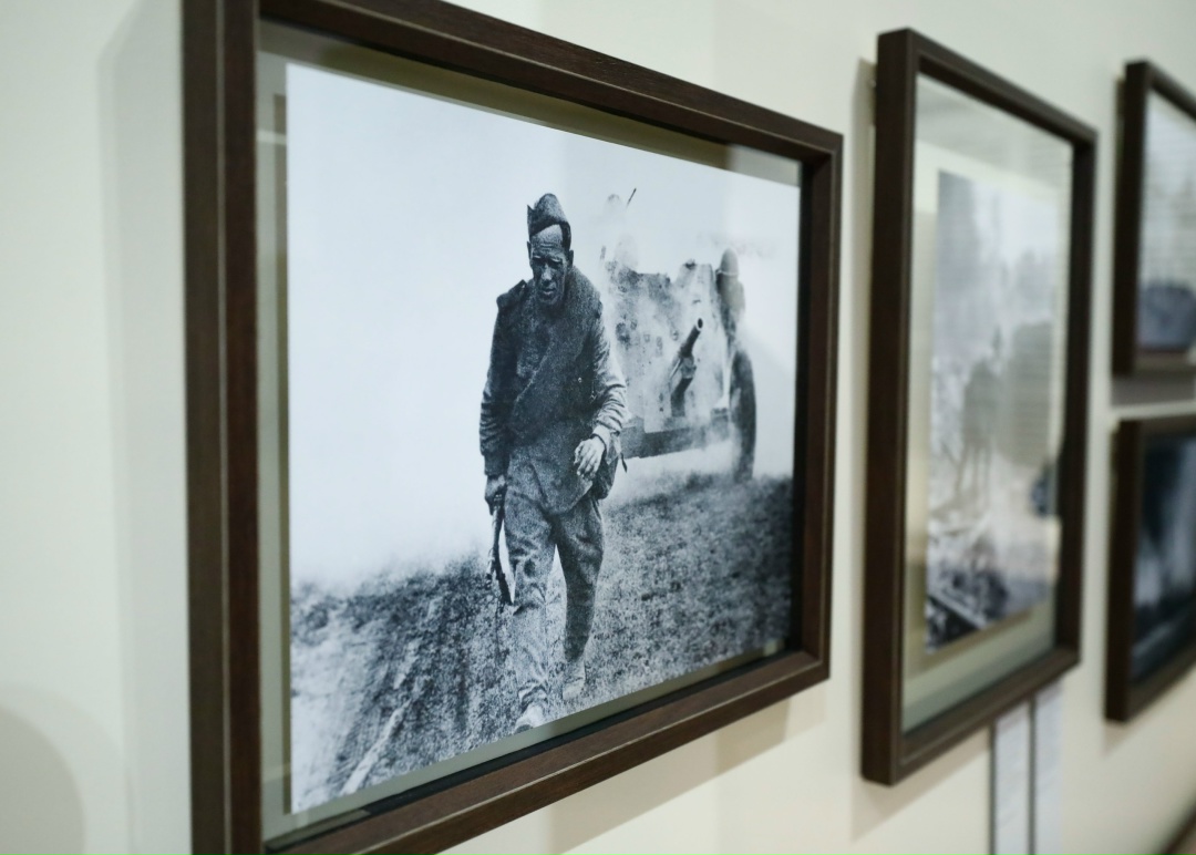 Члены делегаций — участников мероприятий ПА ОДКБ осмотрели выставки, посвященные подвигу советского народа в годы Великой Отечественной войны