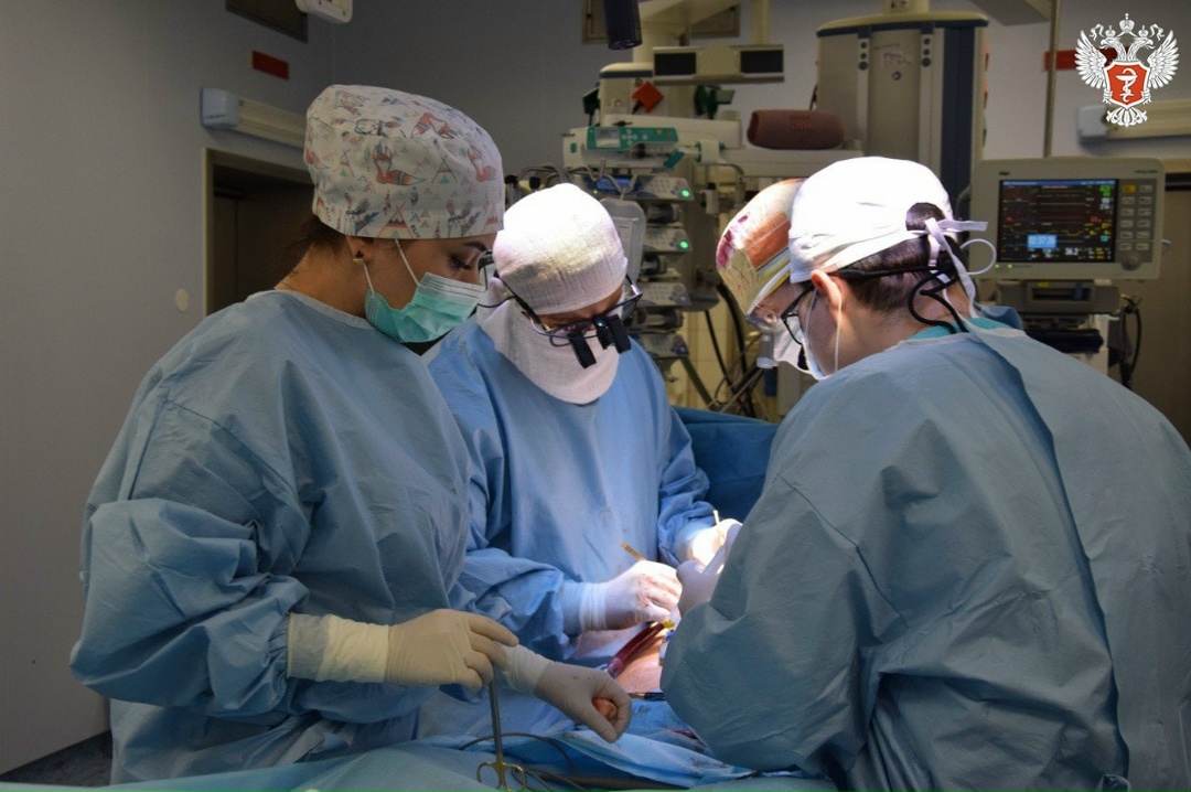 Врачи из Волгоградской области имплантировали мужчине искусственный левый желудочек сердца