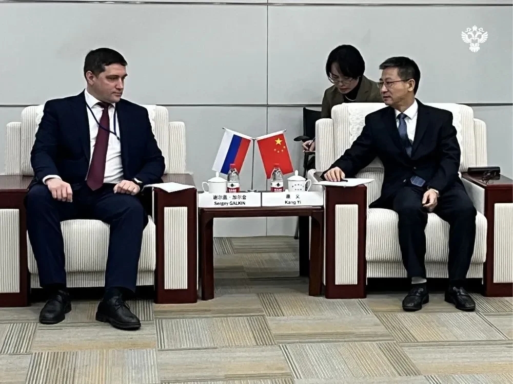 Делегация Росстата во главе с Сергеем Галкиным провела переговоры с Национальным бюро статистики КНР в Пекине.
