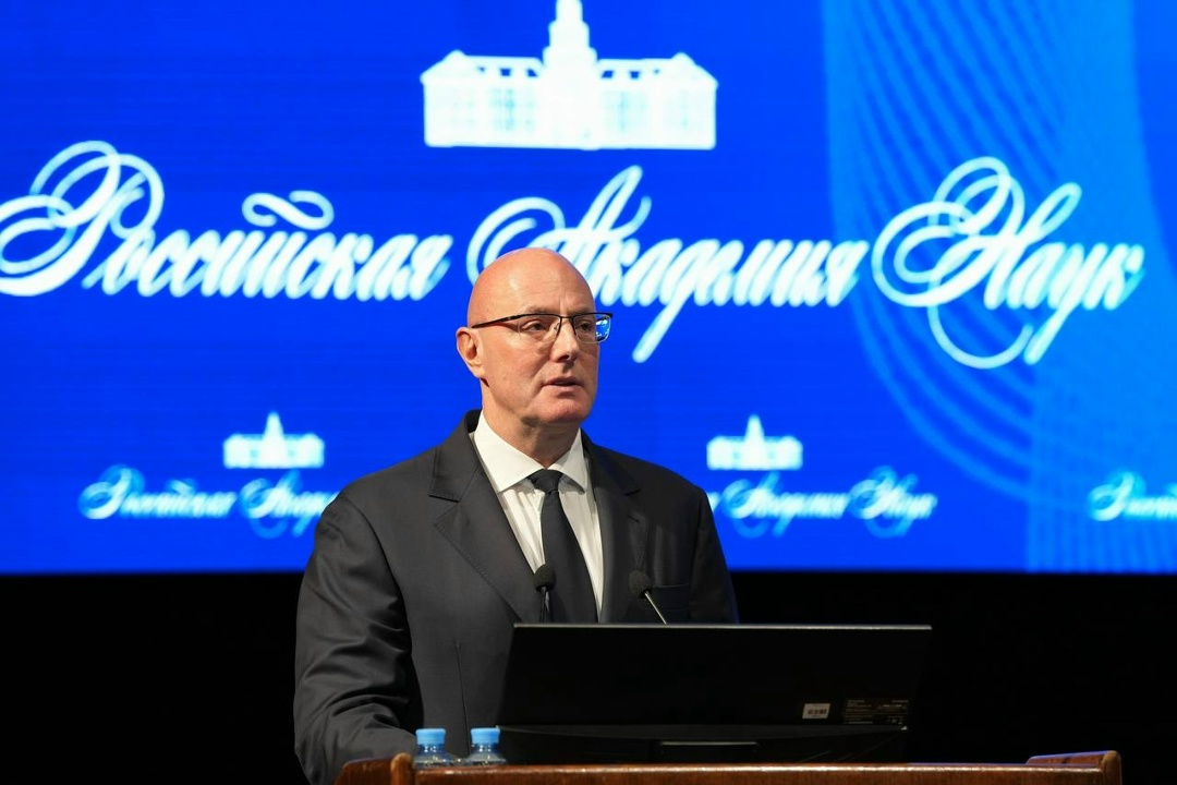 Дмитрий Чернышенко: На следующий год финансирование госпрограммы научно-технического развития составит больше 1,6 трлн рублей.