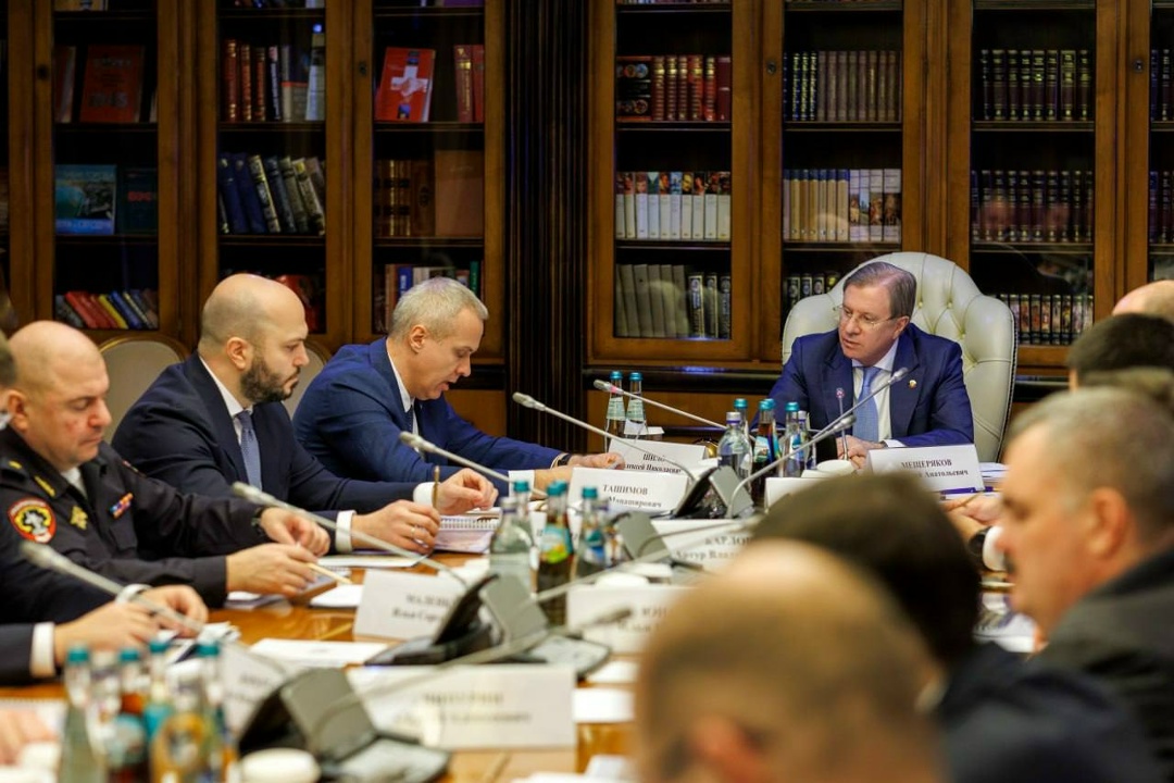 Виталий Савельев провел совещание по развитию беспилотного транспорта.