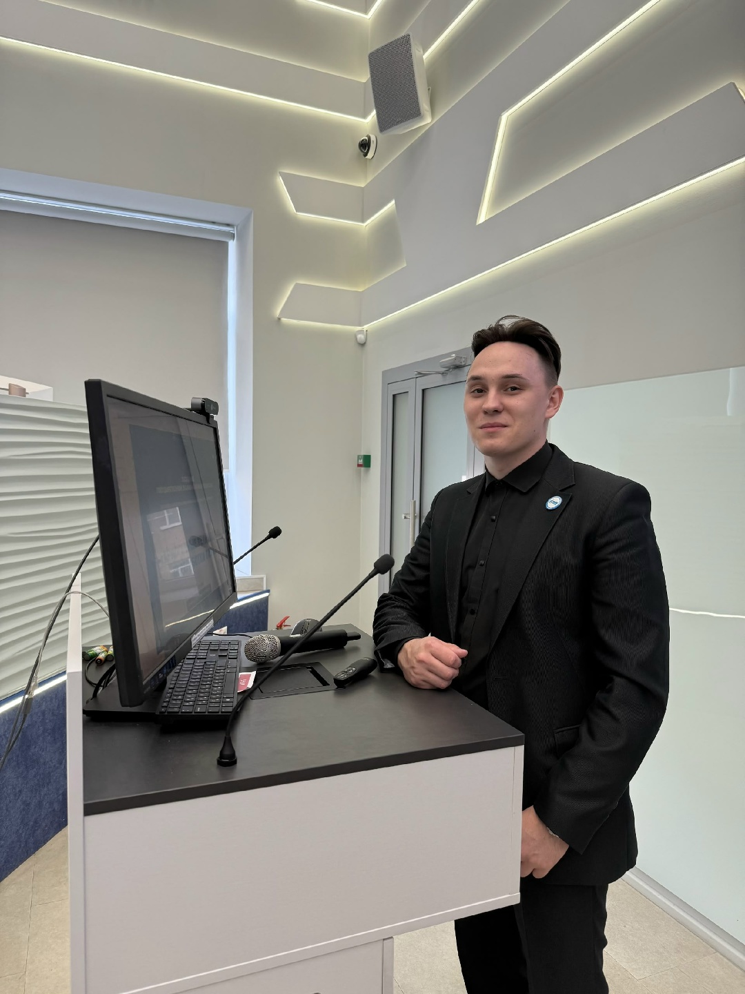 МОЛОДЫЕ УЧЕНЫЕ Молодые специалисты Амурского ГПЗ приняли участие в Международной олимпиаде по переработке газа и газохимии