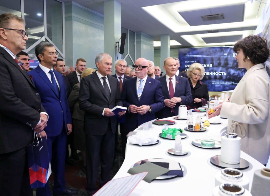 Форма для наших солдат и офицеров должна быть на 100 % отечественной, заявил Председатель ГД.