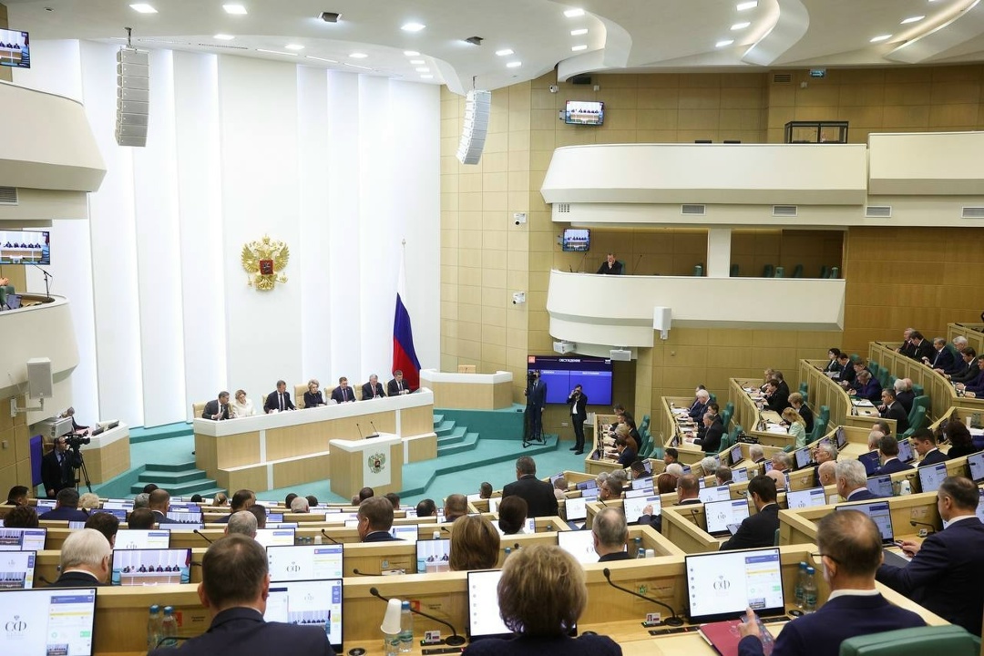 Представители Минстроя России приняли участие в заседании Совета Федерации