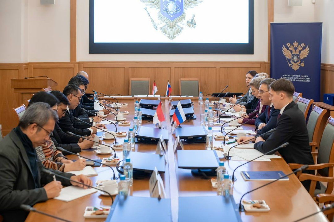 Россия и Индонезия заключили межправительственное соглашение о взаимном признании образования, квалификаций и ученых степеней.