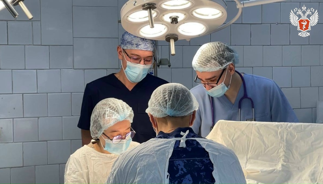 Врачи Иркутской области спасли палец 12-летнему ребенку