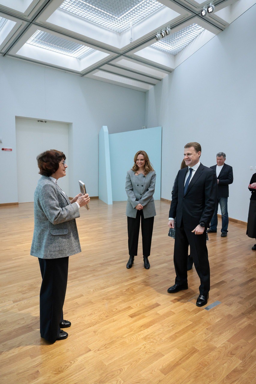 Глава Минвостокразвития Алексей Чекунков дал старт арктической научно-художественной экспедиции.