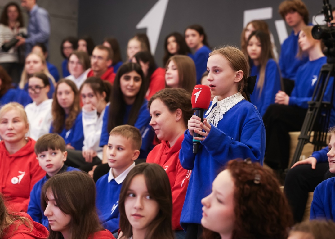 Глава Минспорта ответил на вопросы участников марафона президентского движения «Время первых».