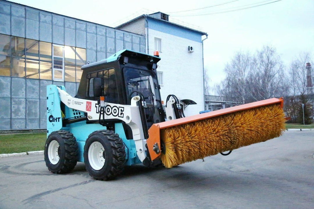 Ростех поставили в Санкт-Петербург первый электропогрузчик