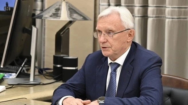 Минстрой России поздравляет Генерального директора ПАО «КАМАЗ» Сергея Когогина с присвоением высшей государственной награды