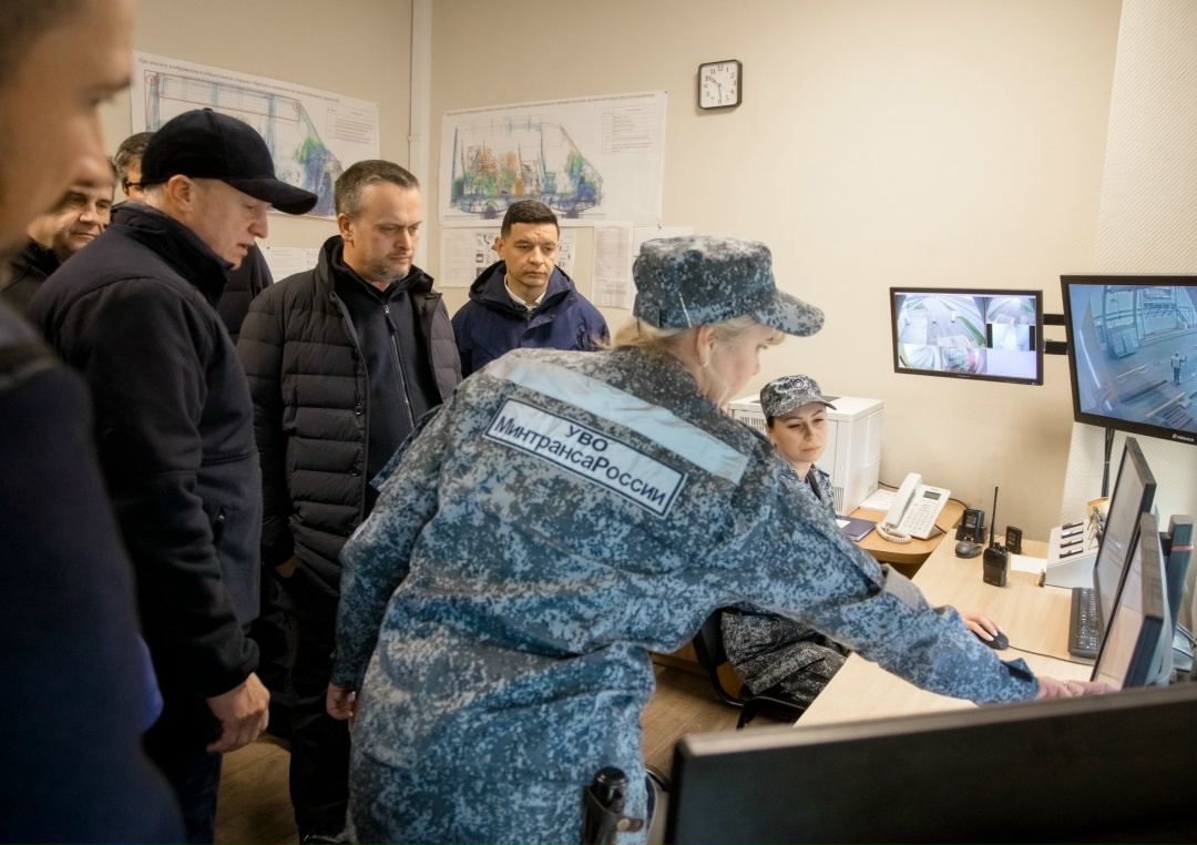 Глава Минтранса Андрей Никитин оценил развитие транспортной системы в Крыму во время рабочей поездки на полуостров.