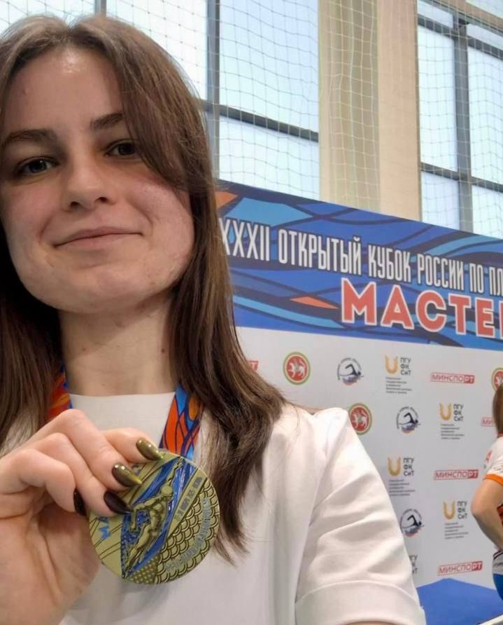 Быстрее воды Инженер-метролог ЛУКОЙЛа Виктория Юркина — победитель и призёр XXXII открытого Кубка России по плаванию в категории Мастерс в возрастной категории…