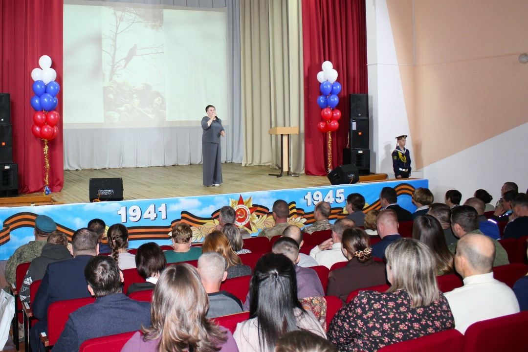 СОЦИАЛЬНОЕ ПАРТНЕРСТВО Администрация Свободненского района отметила вклад компании «Газпром переработка Благовещенск» в развитие сельских школ