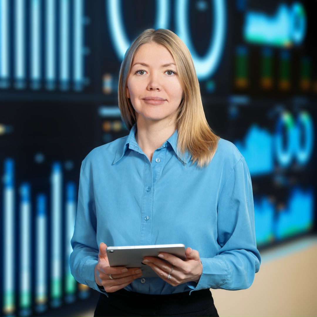 «Геологи ищут нефть в недрах, а я и моя команда придумываем, как обустроить месторождение на поверхности, чтобы эффективно ее добыть», — рассказывает инженер…