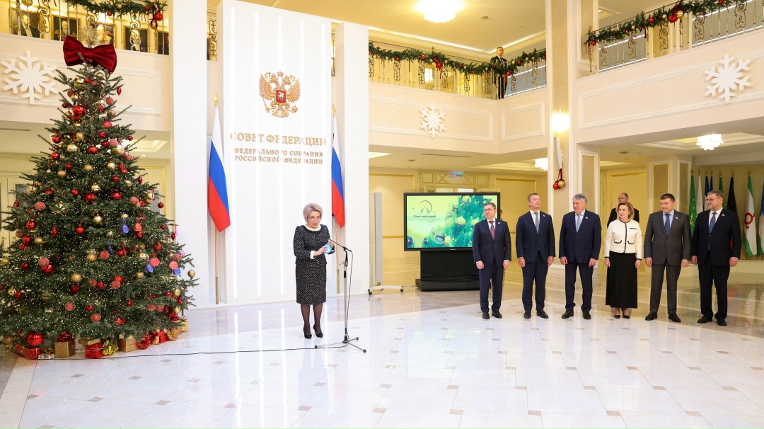 Первые заместители Председателя СФ Владимир Якушев и Андрей Яцкин, а также вице-спикеры верхней палаты Константин Косачев, Инна Святенко, Николай Журавлёв и…