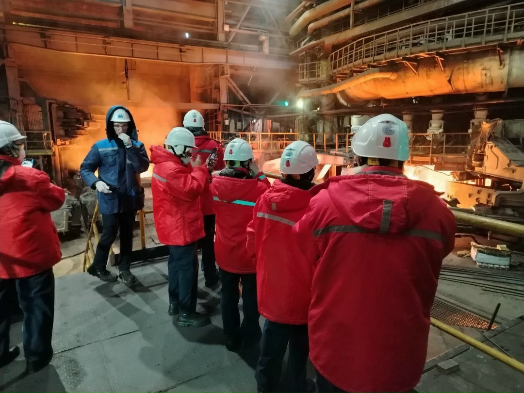 Работа после СВО - как точка опоры Фонд «Защитники Отечества» помогает ветеранам СВО и членам их семей вернуться к активной жизни через трудоустройство