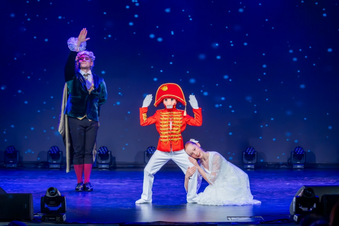 В Тарко-Сале поставили «Щелкунчика»