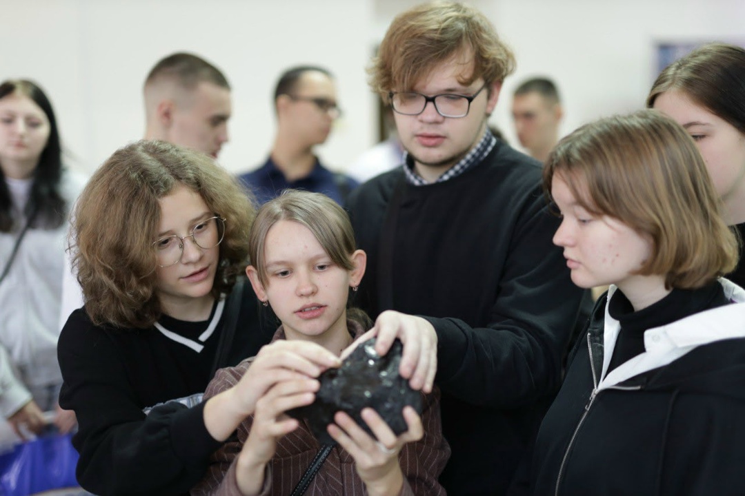 Дни Распадской: рассказали студентам и школьникам о шахтерских профессиях