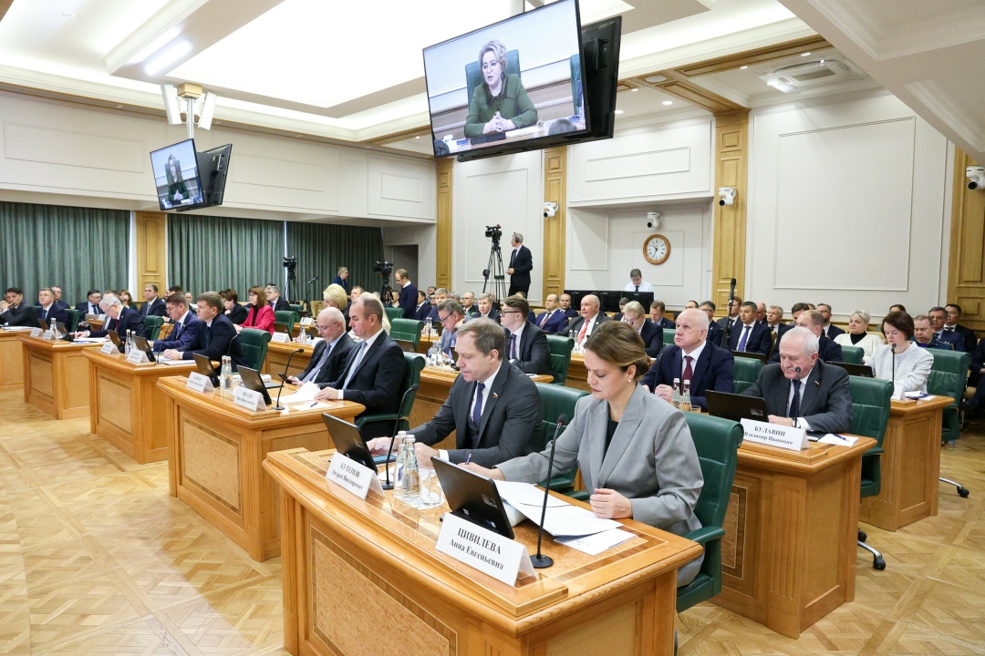 В Совете Федерации проходит ежегодное совещание Председателя СФ Валентины Матвиенко со статс-секретарями — заместителями руководителей федеральных органов…